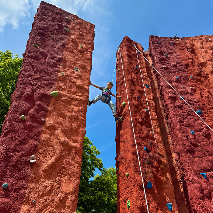 Bild der Kletterfelsen im egapark